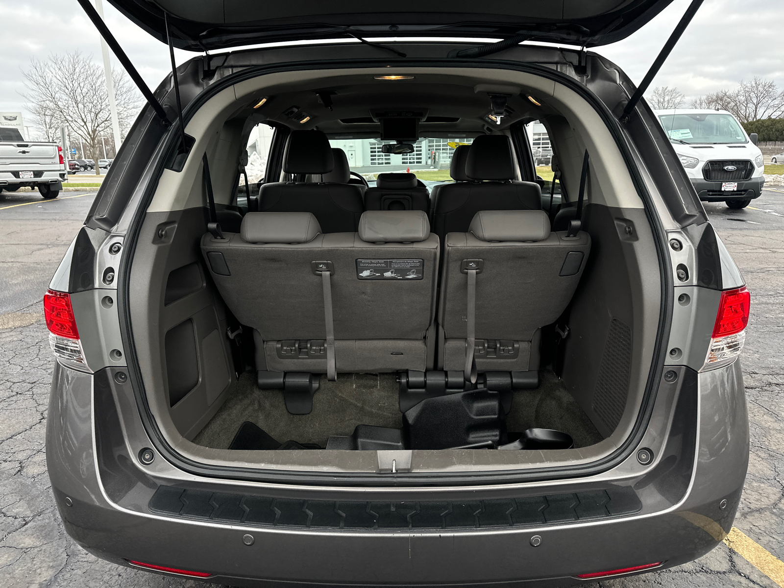 2015 Honda Odyssey Touring 32