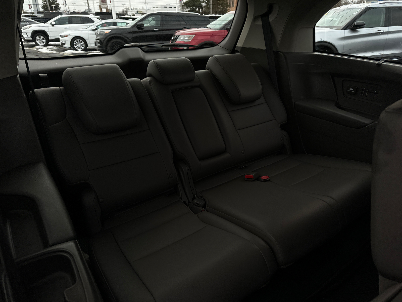 2015 Honda Odyssey Touring 33