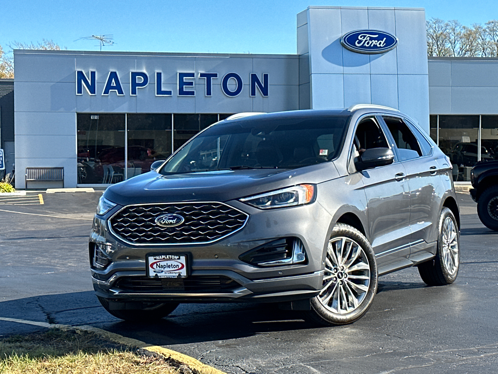 2021 Ford Edge Titanium 1