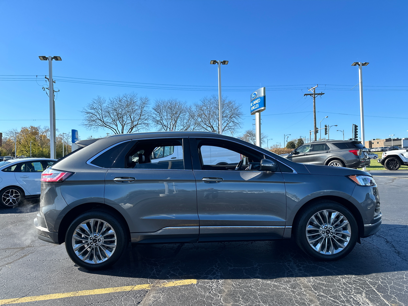 2021 Ford Edge Titanium 9