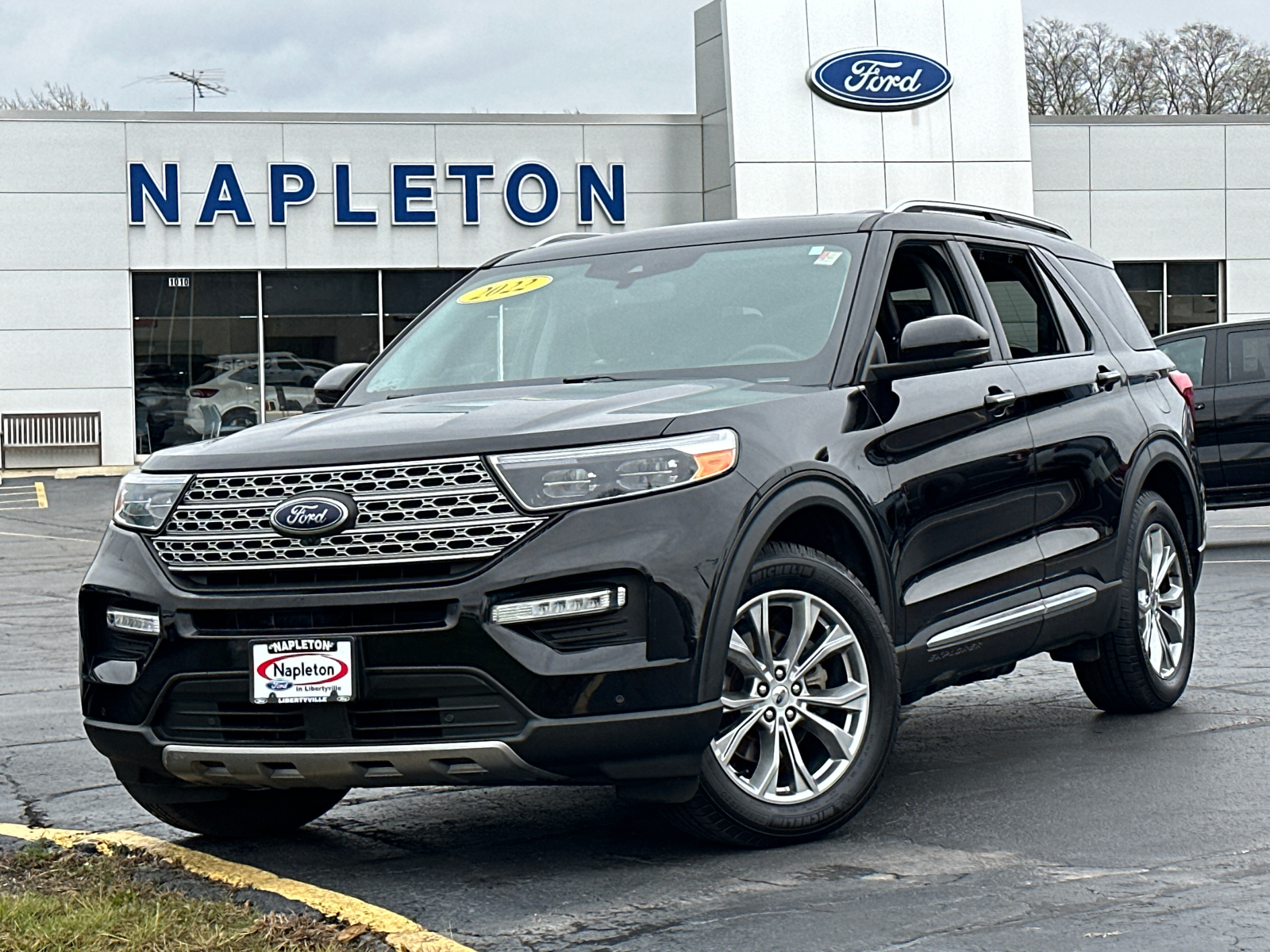 2022 Ford Explorer Limited 1