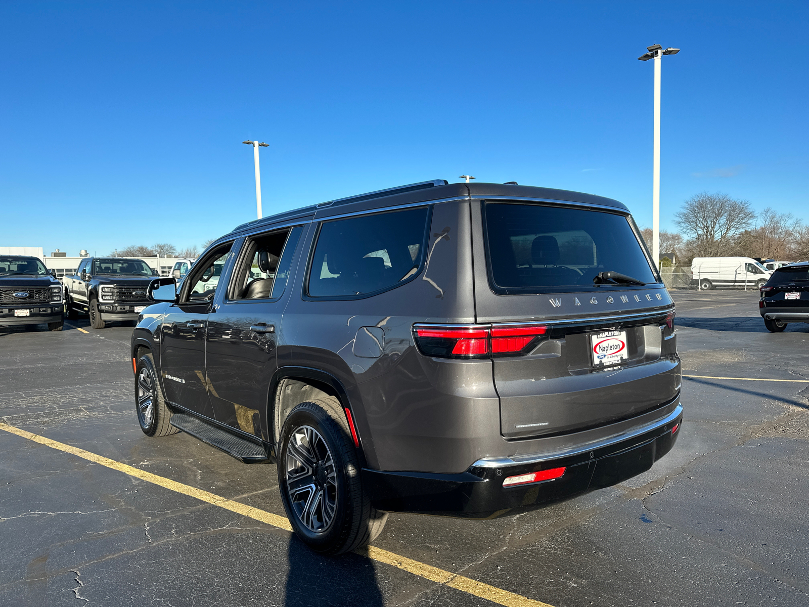 2022 Jeep Wagoneer Series III 6