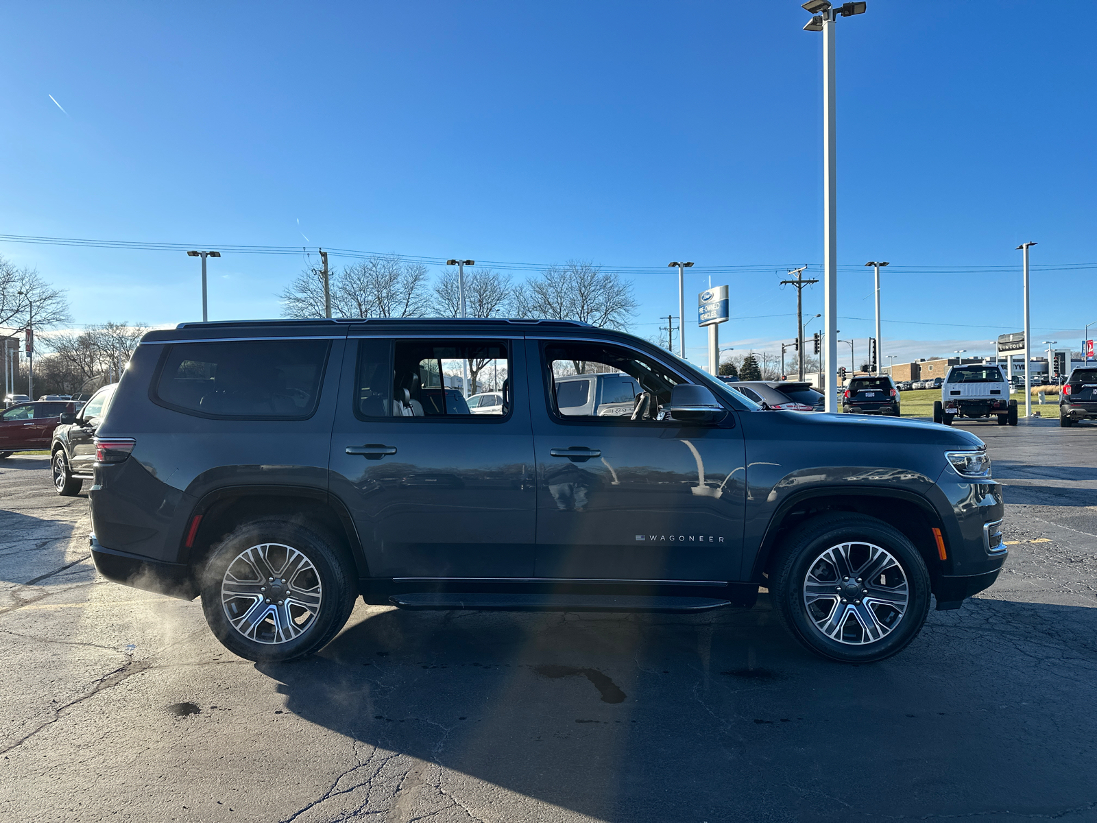 2022 Jeep Wagoneer Series III 9