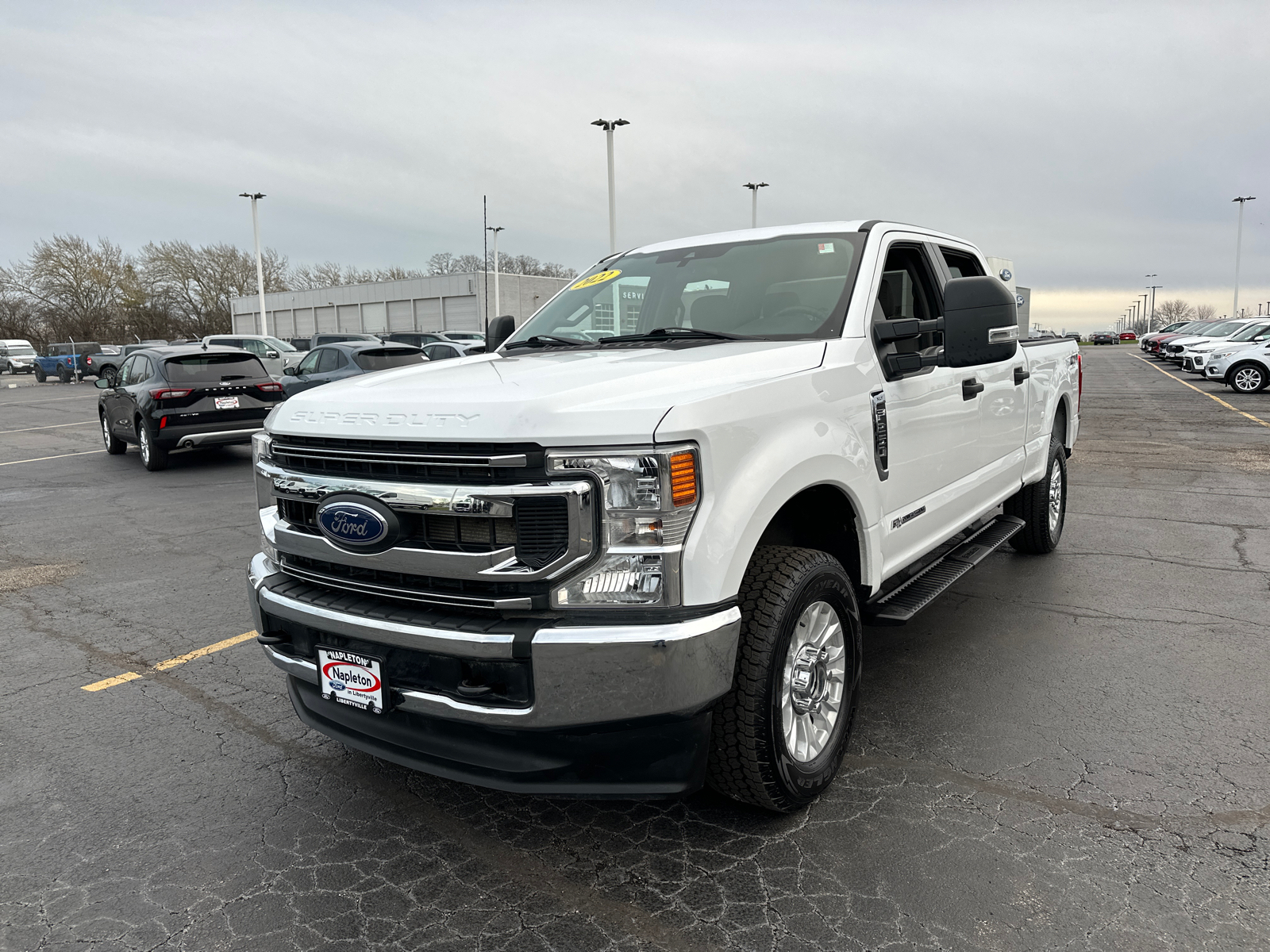 2022 Ford Super Duty F-250 SRW XLT 4WD Crew Cab 6.75 Box 4