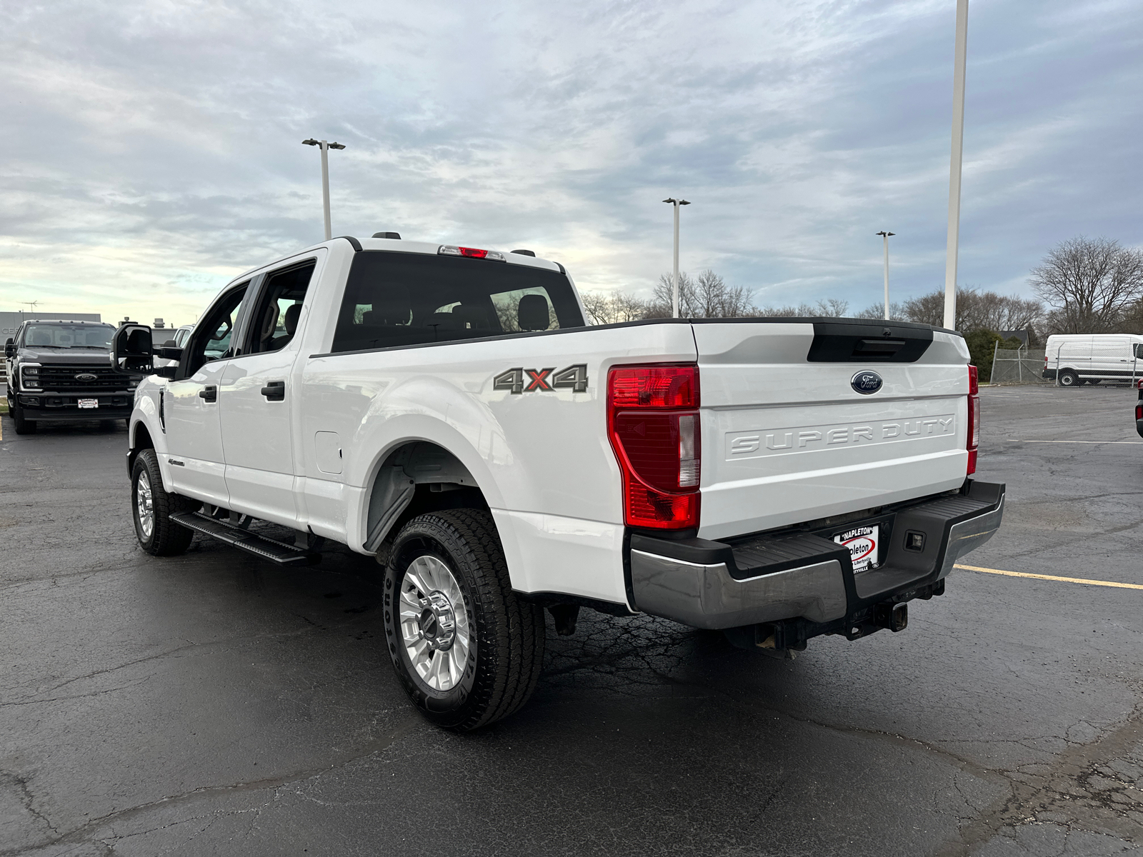 2022 Ford Super Duty F-250 SRW XLT 4WD Crew Cab 6.75 Box 6