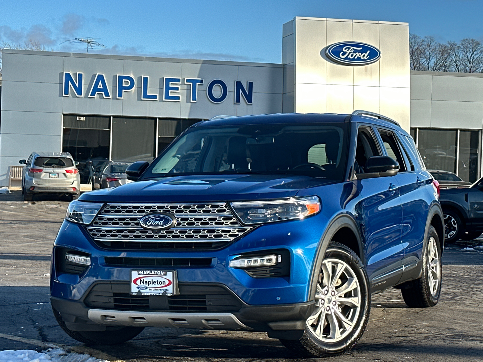 2021 Ford Explorer Limited 1