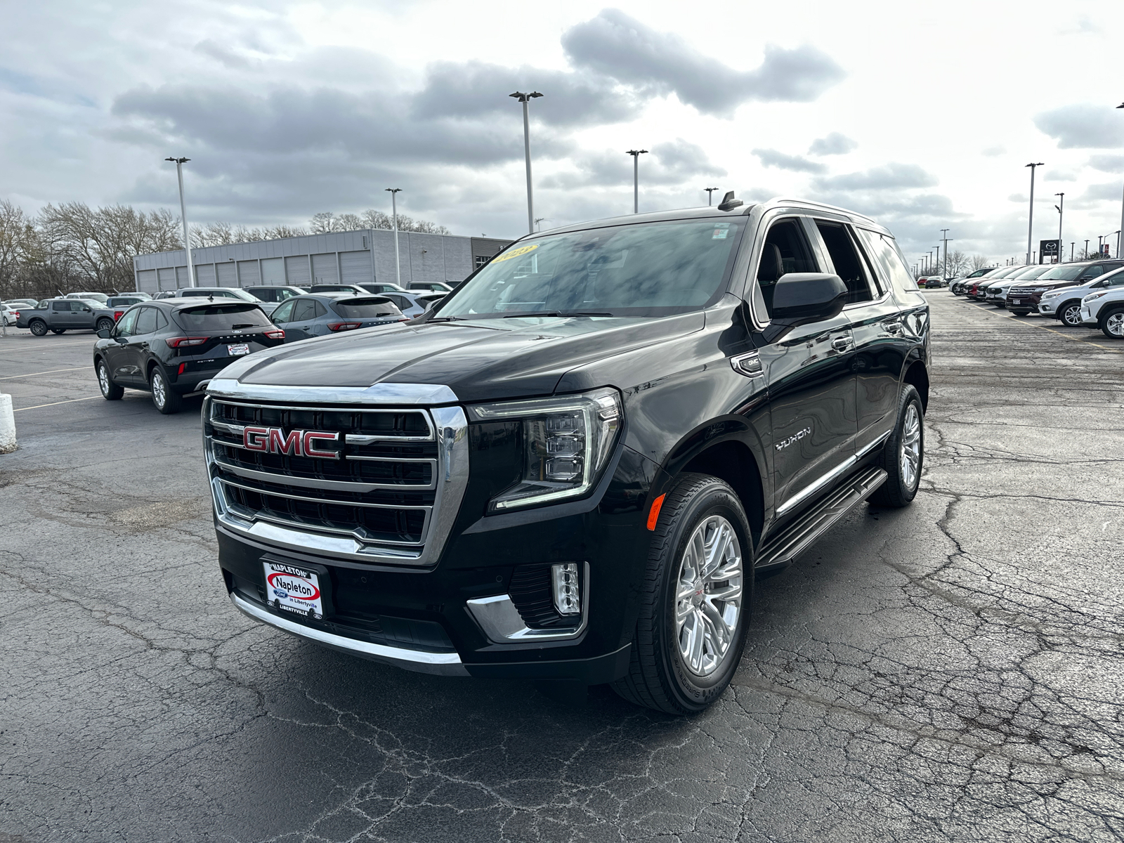 2023 GMC Yukon SLT 4