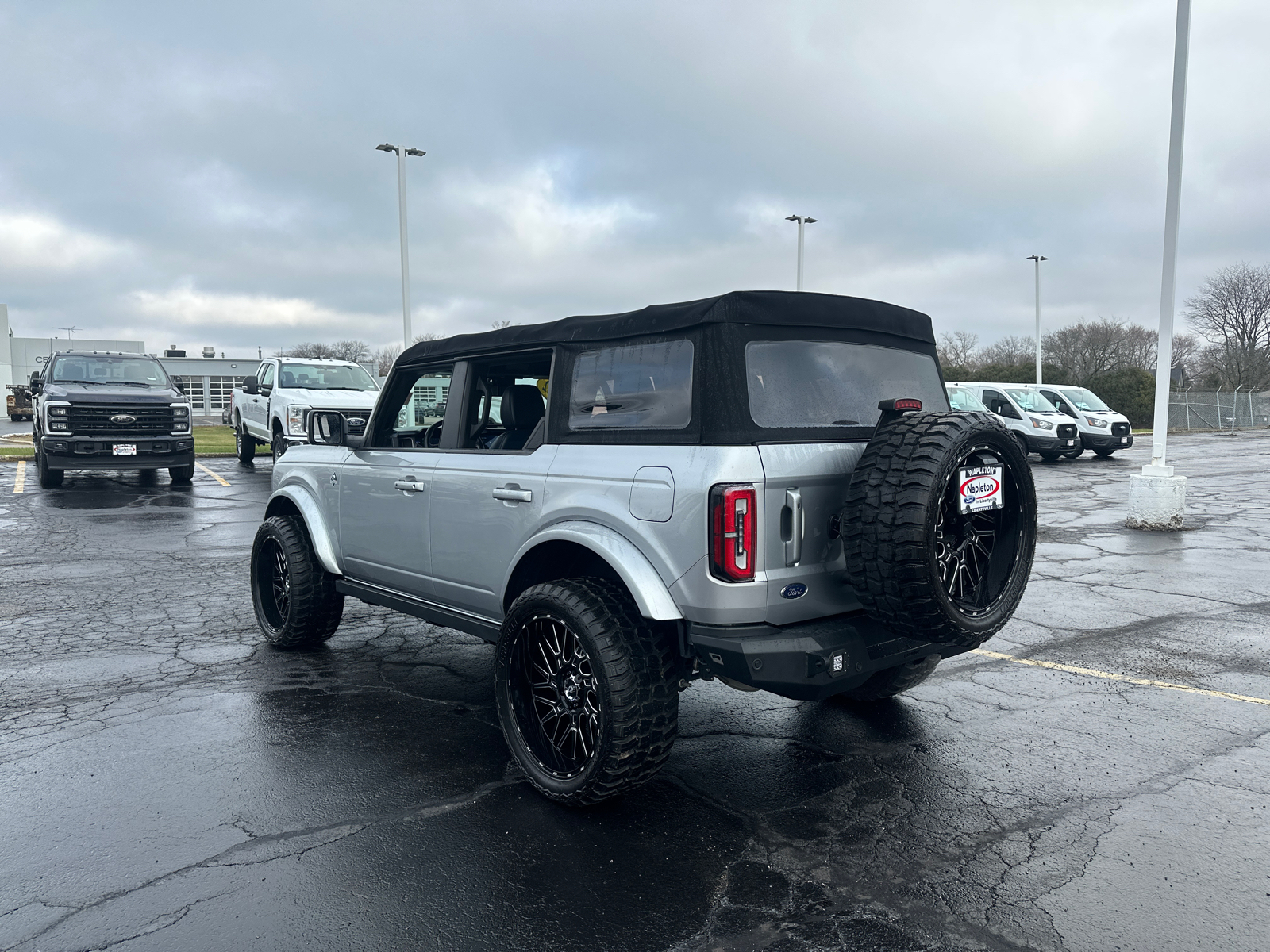 2022 Ford Bronco Outer Banks 6