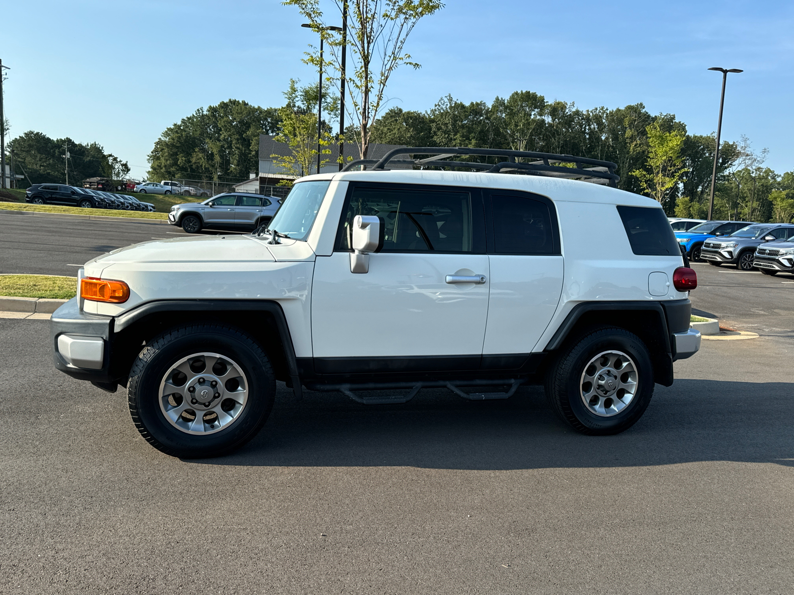 2013 Toyota FJ Cruiser Base 2