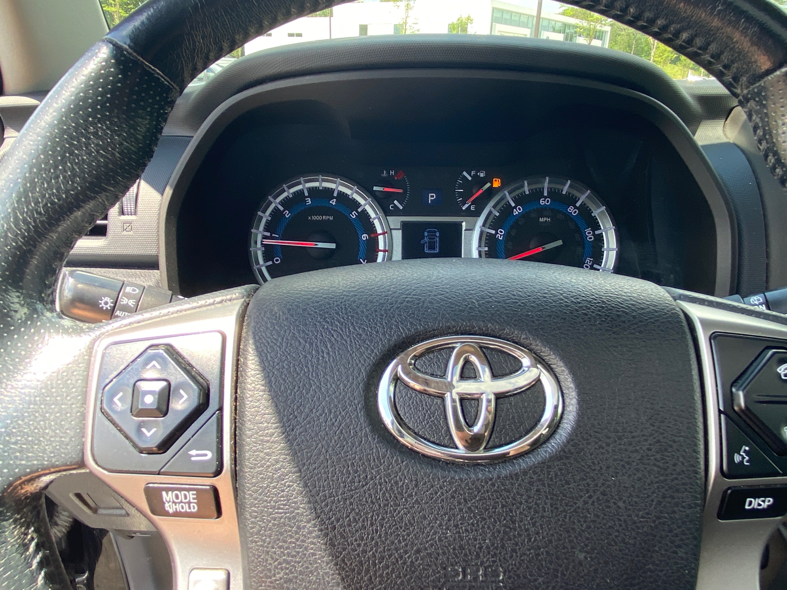 2015 Toyota 4Runner Limited 27
