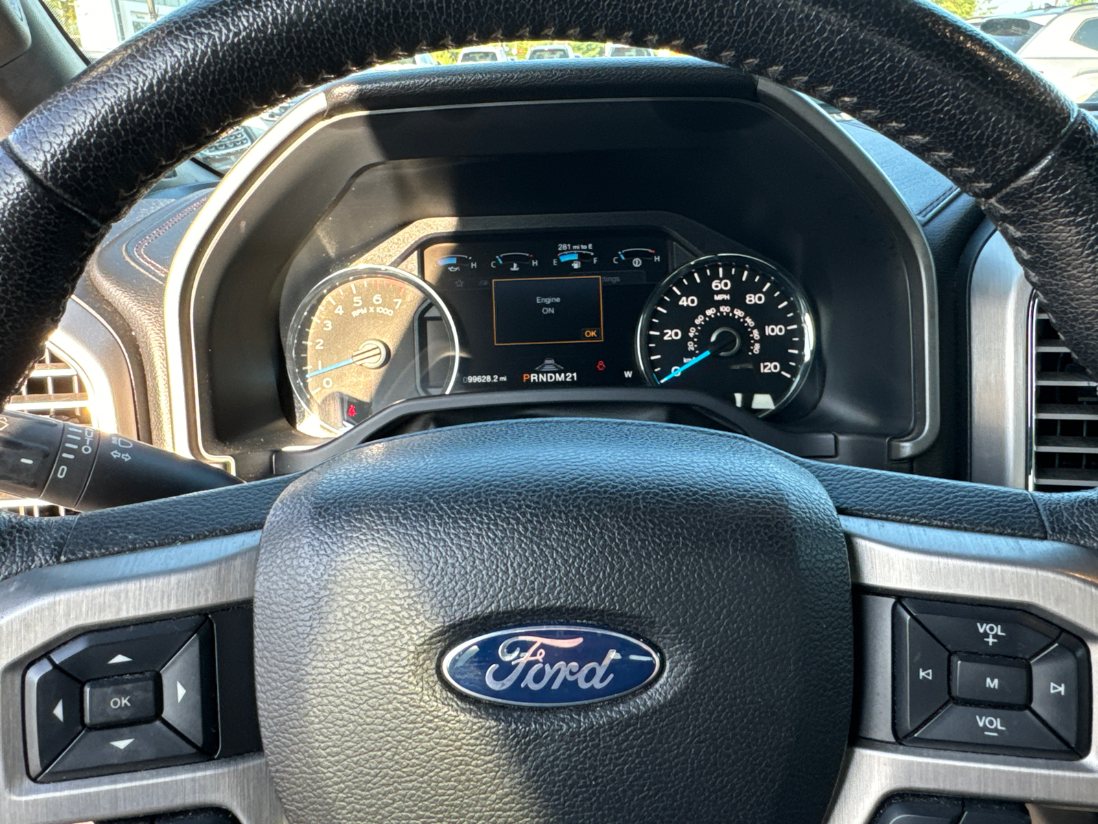 2015 Ford F-150 Platinum 25