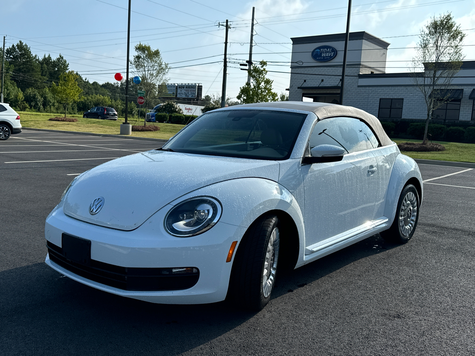 2016 Volkswagen Beetle 1.8T S 1