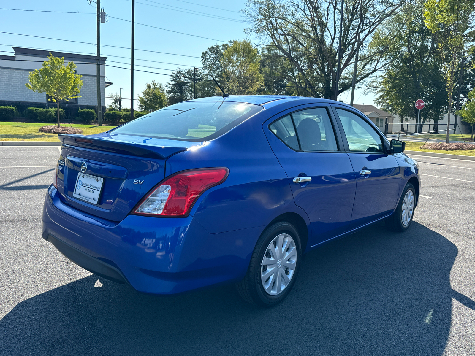 2017 Nissan Versa 1.6 SV 5