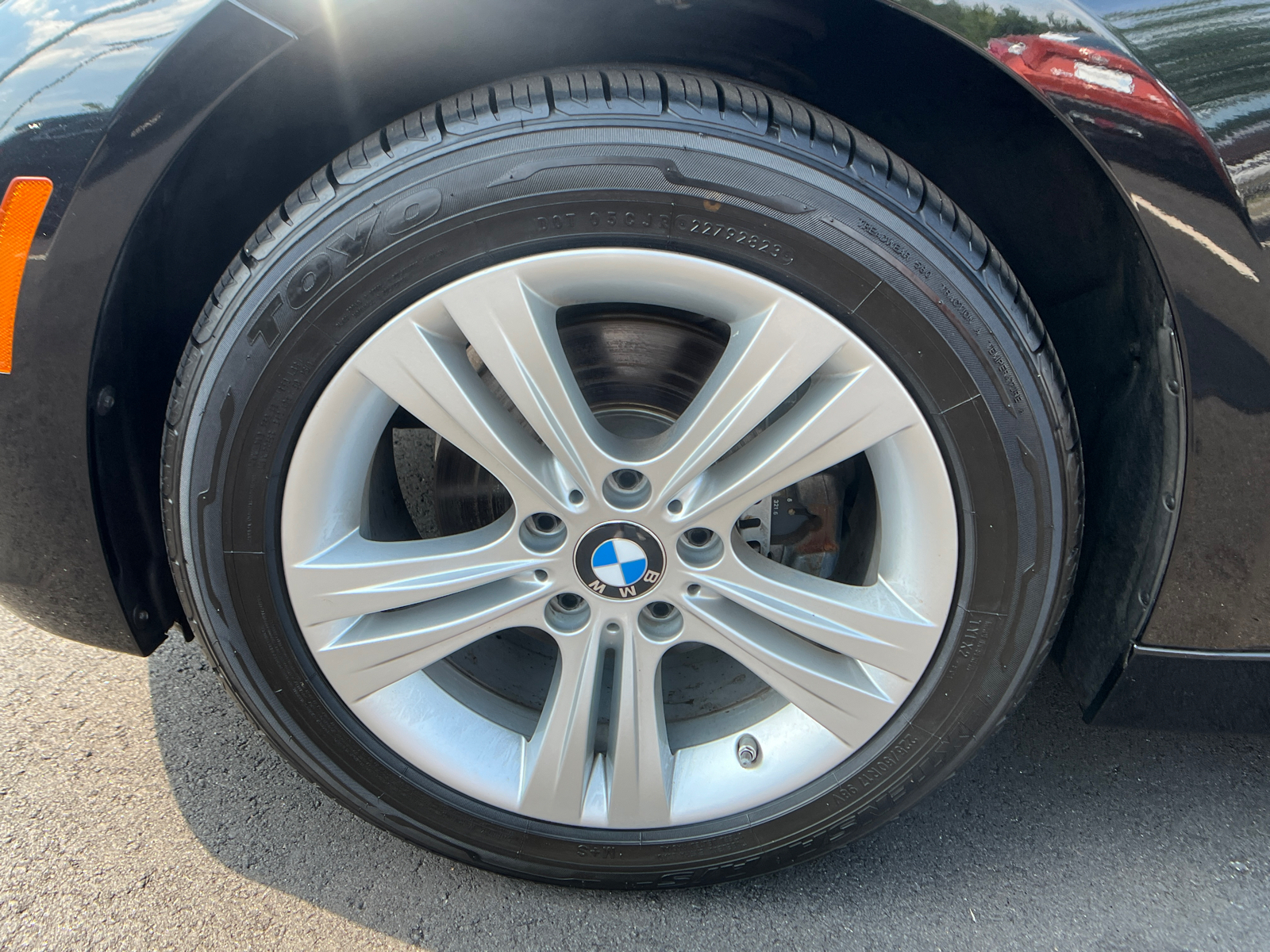 2017 BMW 3 Series 330i 12