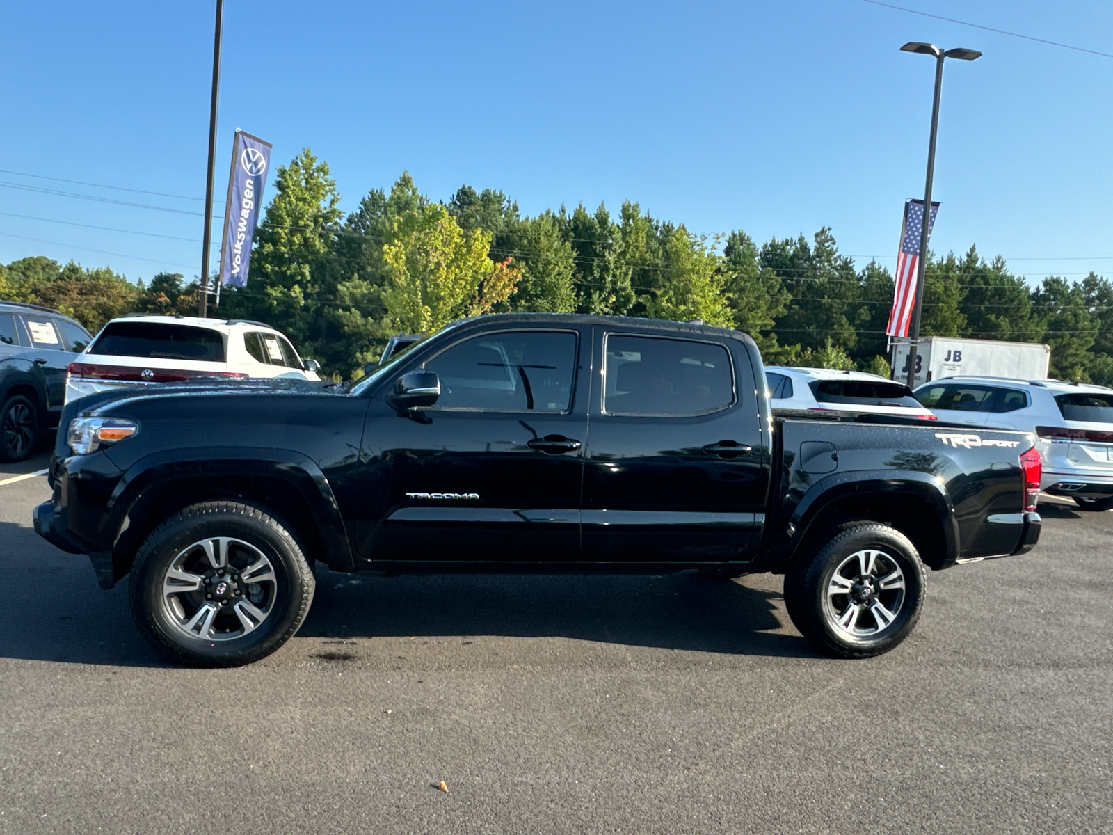 2019 Toyota Tacoma TRD Sport 2