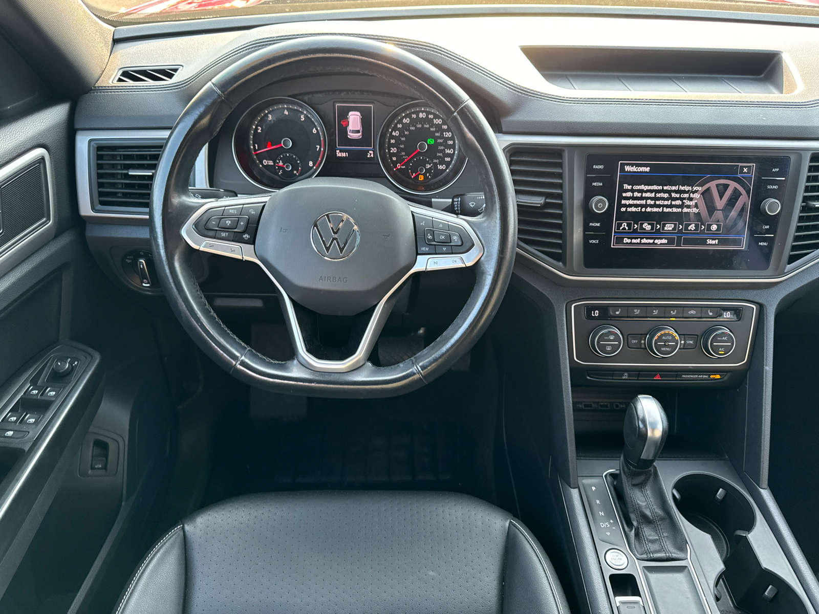 2020 Volkswagen Atlas Cross Sport 3.6L V6 SE w/Technology 25