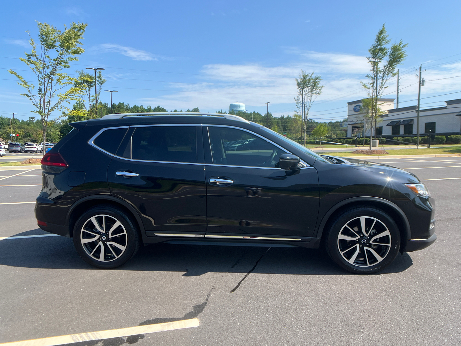 2020 Nissan Rogue SL 4