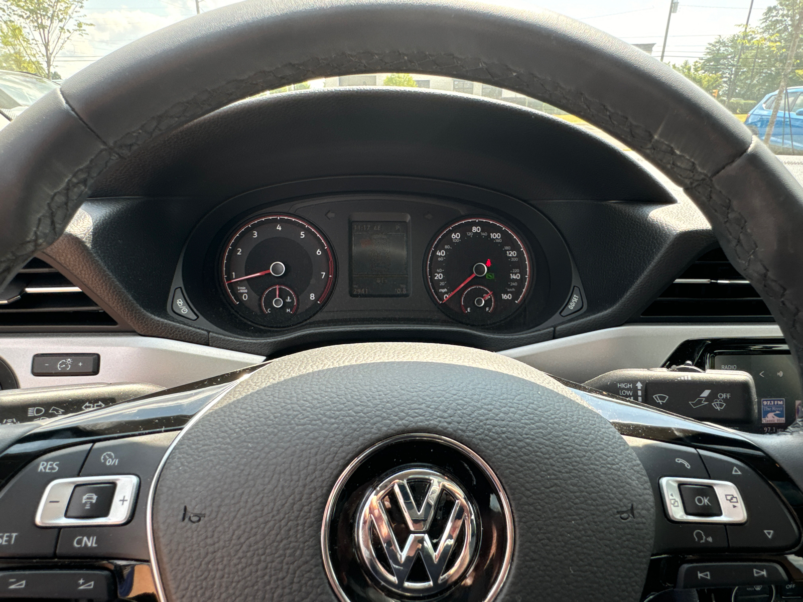 2022 Volkswagen Passat 2.0T SE 26