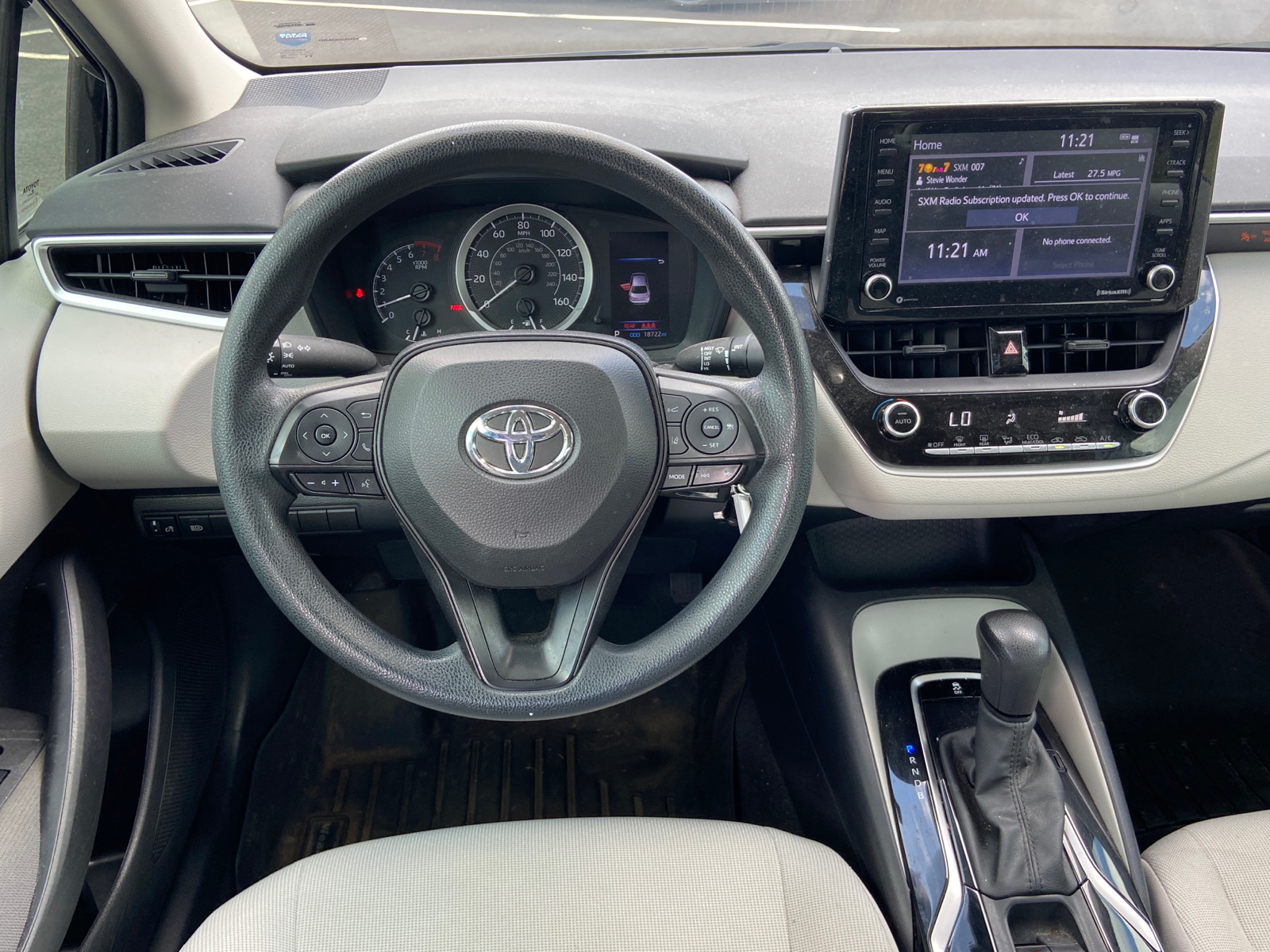 2022 Toyota Corolla LE 20