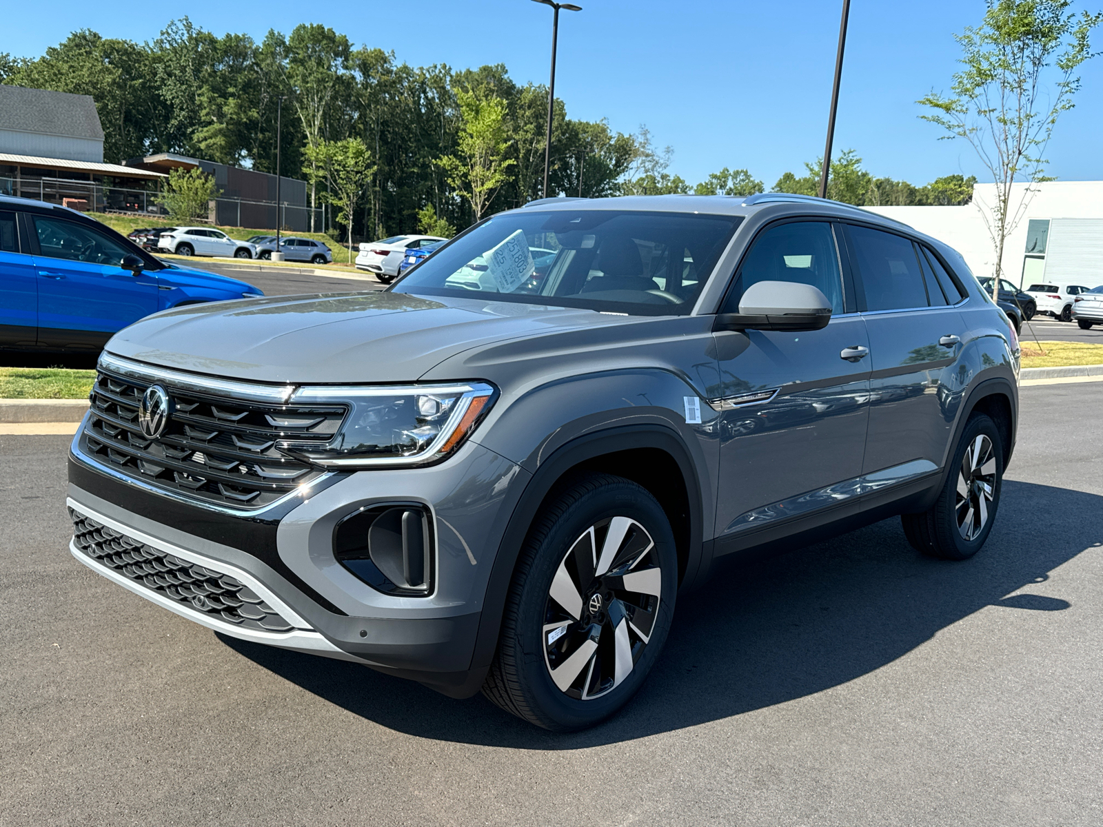 2024 Volkswagen Atlas Cross Sport 2.0T SE w/Technology 1