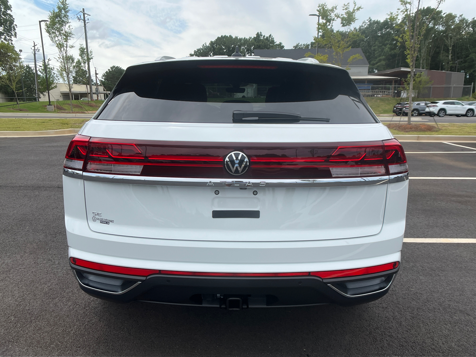 2024 Volkswagen Atlas Cross Sport 2.0T SE w/Technology 6