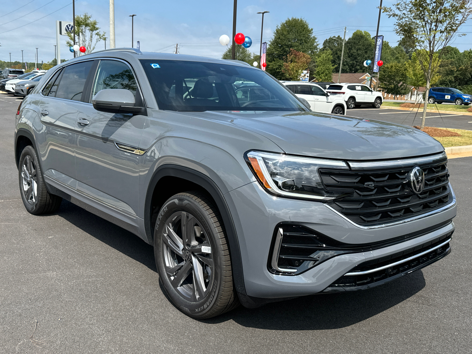 2024 Volkswagen Atlas Cross Sport 2.0T SEL R-Line 7