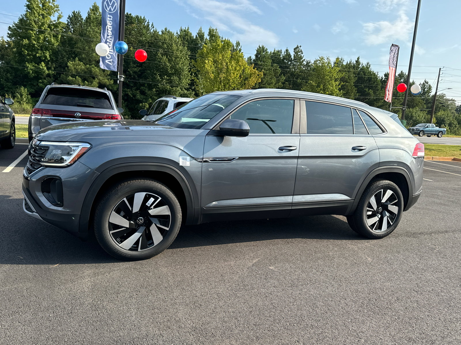 2024 Volkswagen Atlas Cross Sport 2.0T SE w/Technology 2