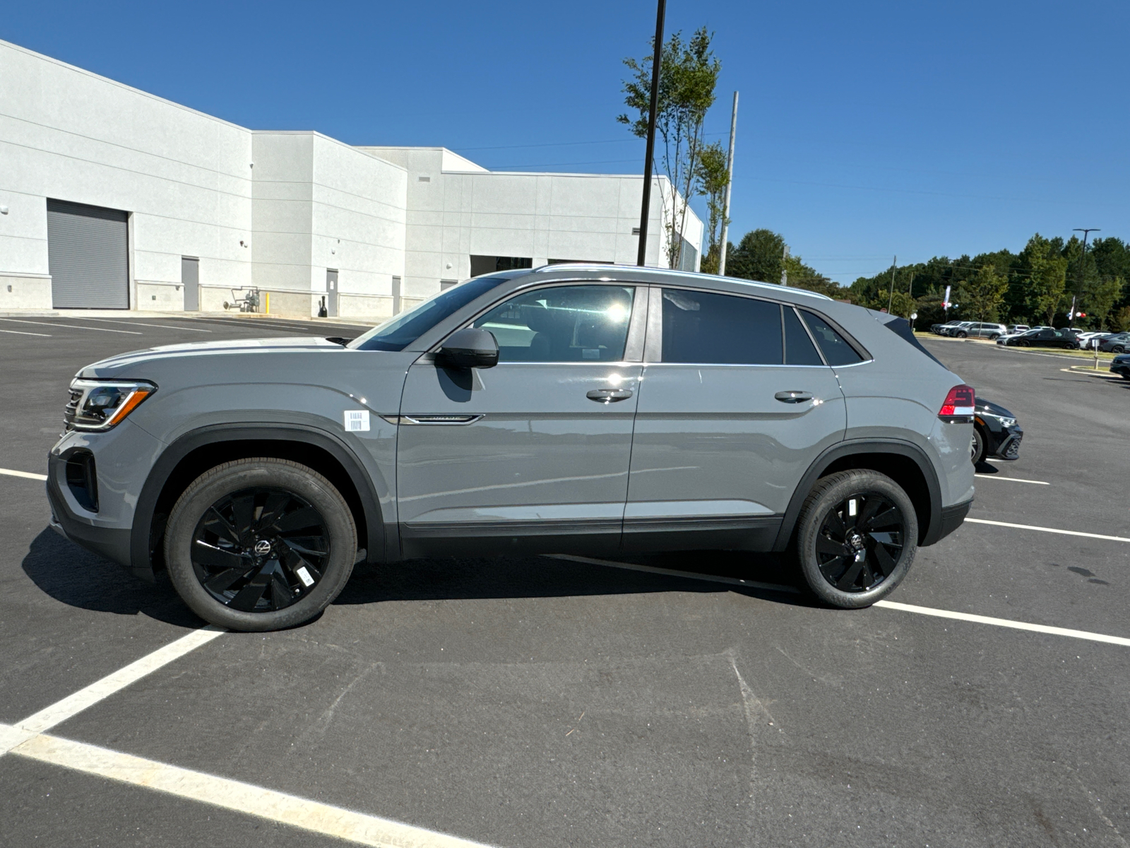 2024 Volkswagen Atlas Cross Sport 2.0T SE w/Technology 2