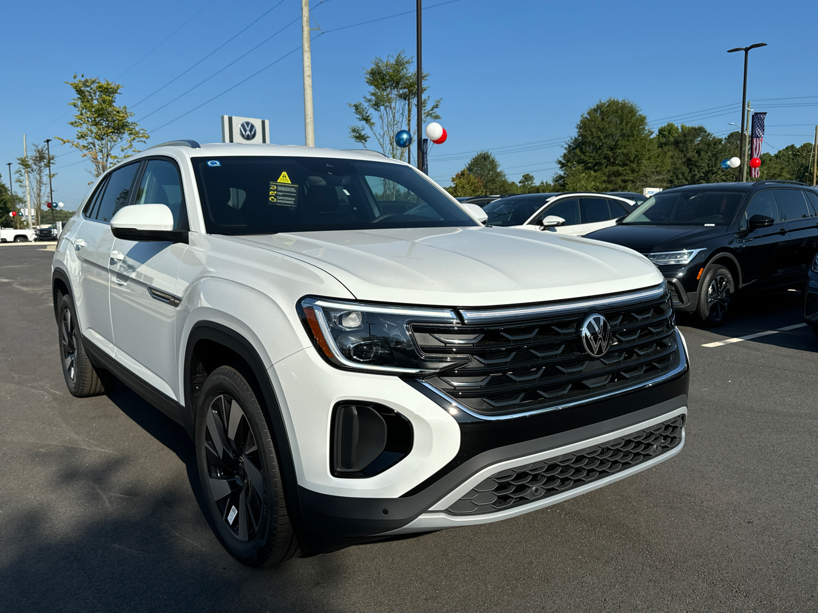 2024 Volkswagen Atlas Cross Sport 2.0T SE w/Technology 7