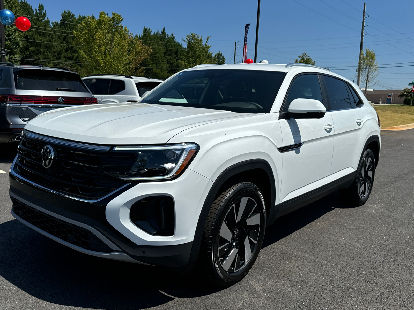 2024 Volkswagen Atlas Cross Sport 2.0T SE w/Technology 1