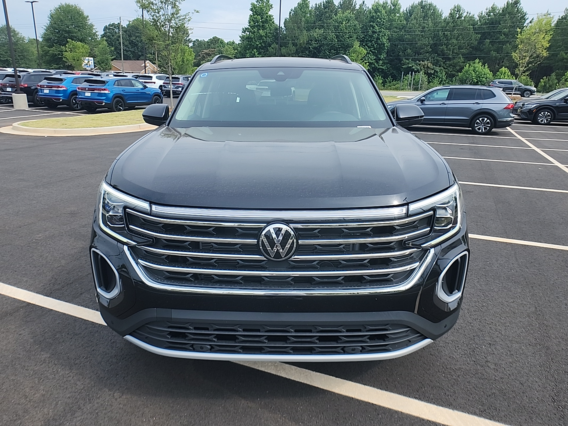 2024 Volkswagen Atlas 2.0T SE w/Technology 2