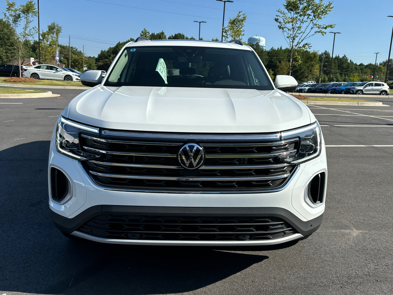 2024 Volkswagen Atlas 2.0T SE w/Technology 8