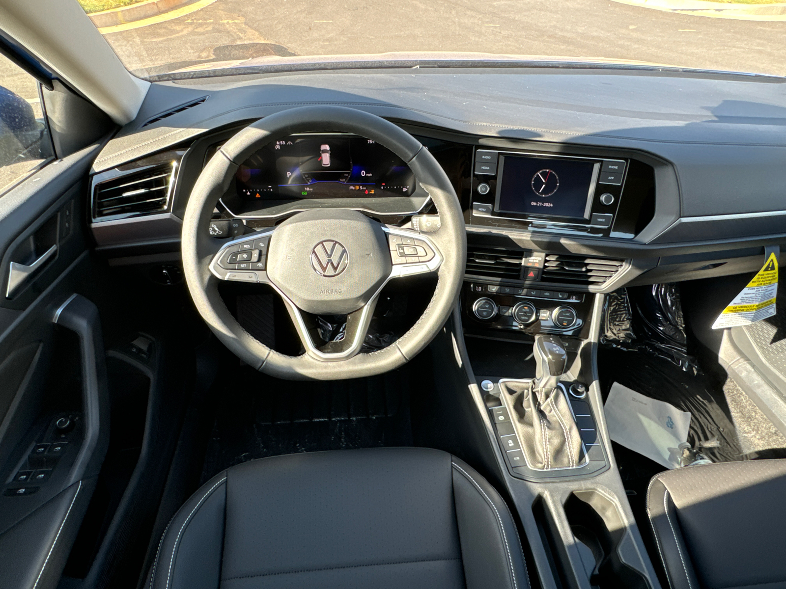 2024 Volkswagen Jetta 1.5T SE 15