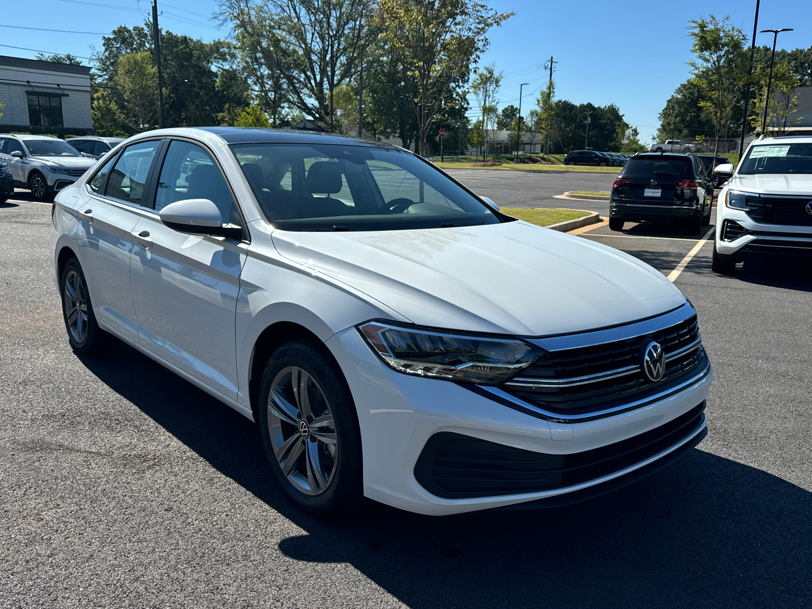 2024 Volkswagen Jetta 1.5T SE 1