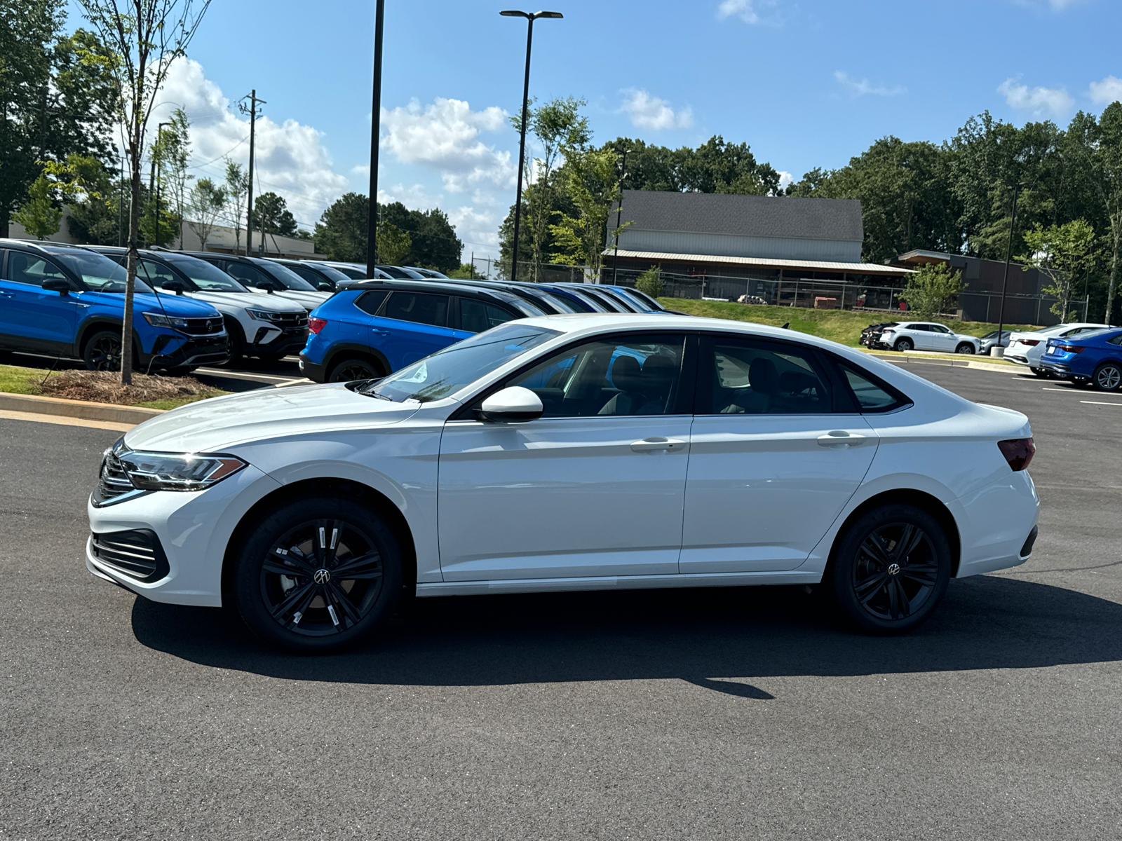 2024 Volkswagen Jetta 1.5T SE 2