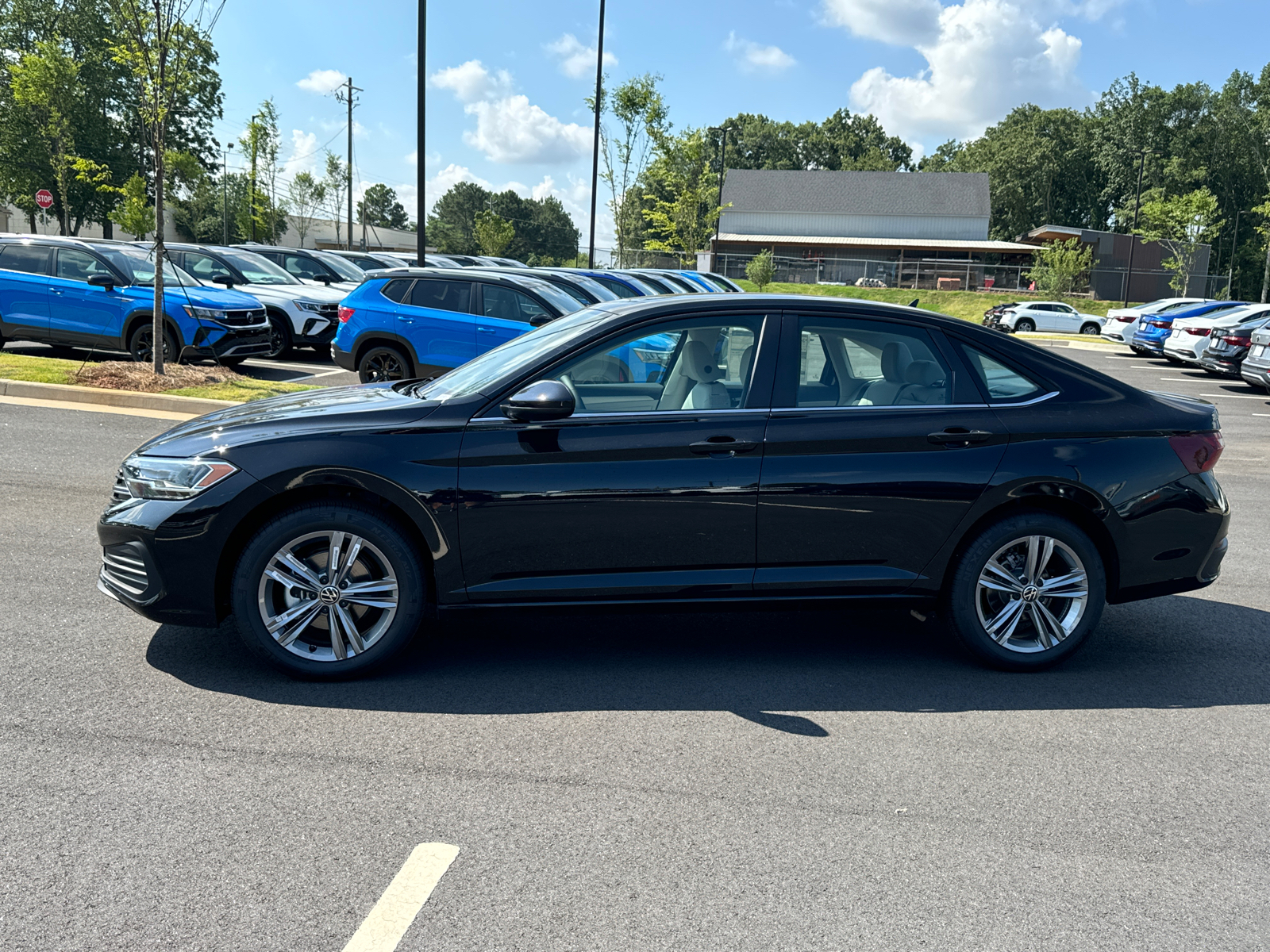 2024 Volkswagen Jetta 1.5T SE 2