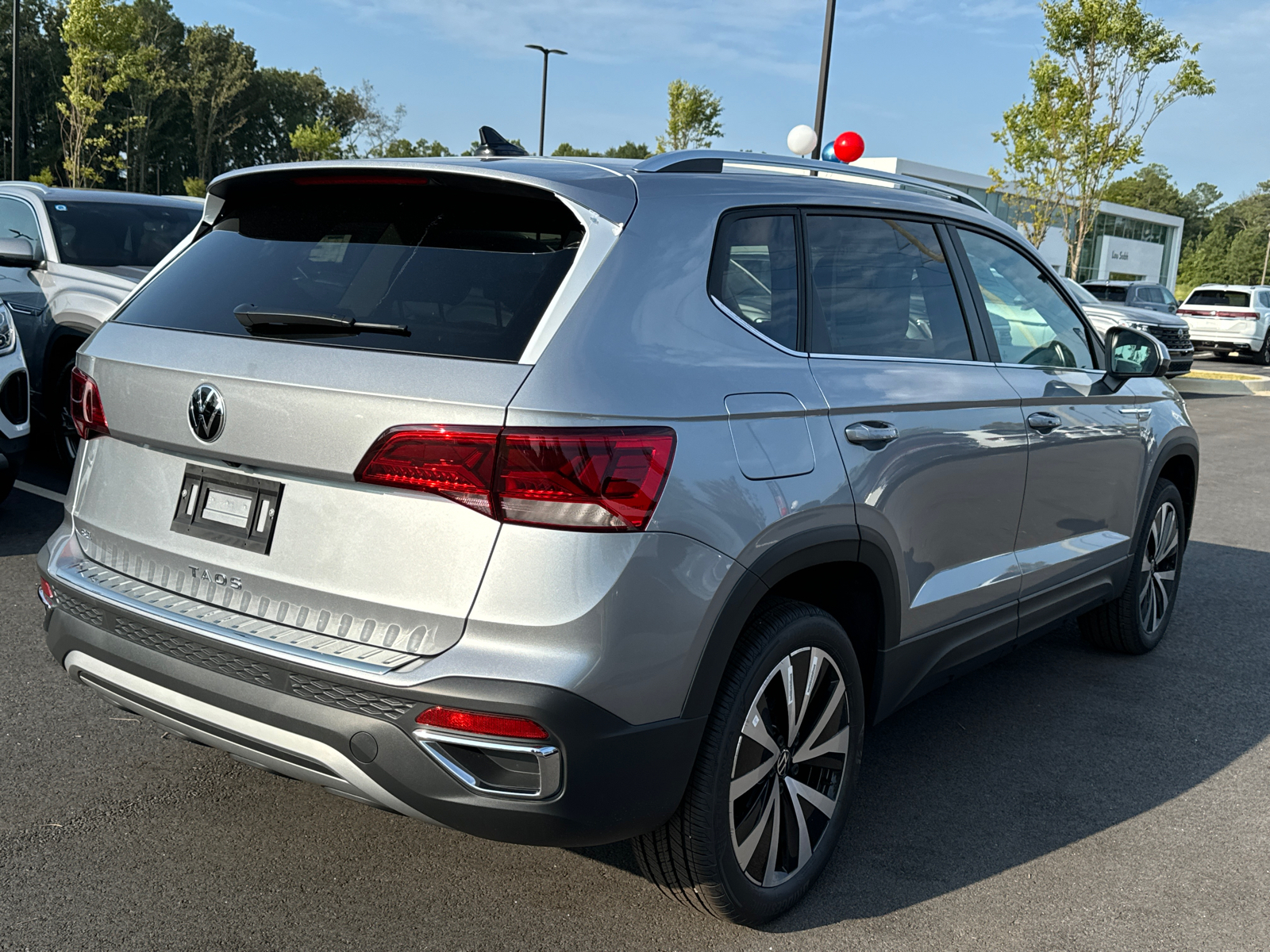 2024 Volkswagen Taos 1.5T SE 5