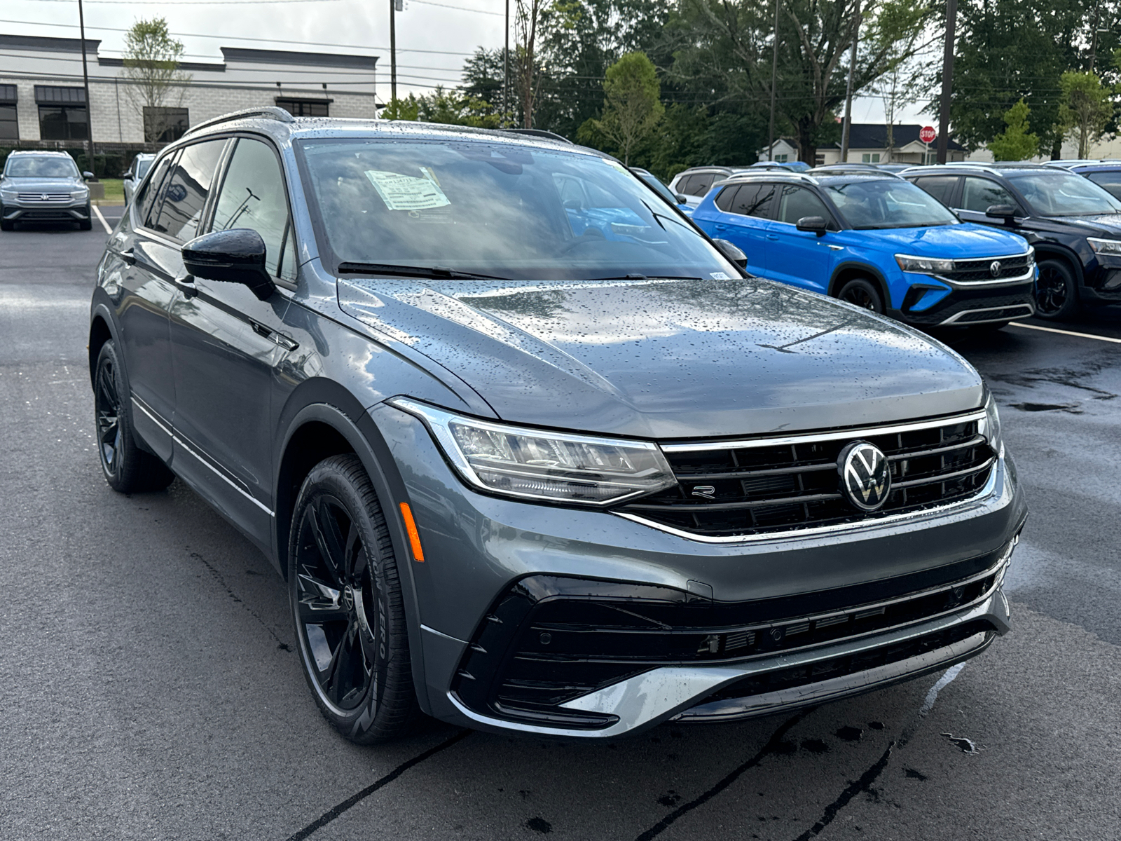 2024 Volkswagen Tiguan 2.0T SE R-Line Black 7