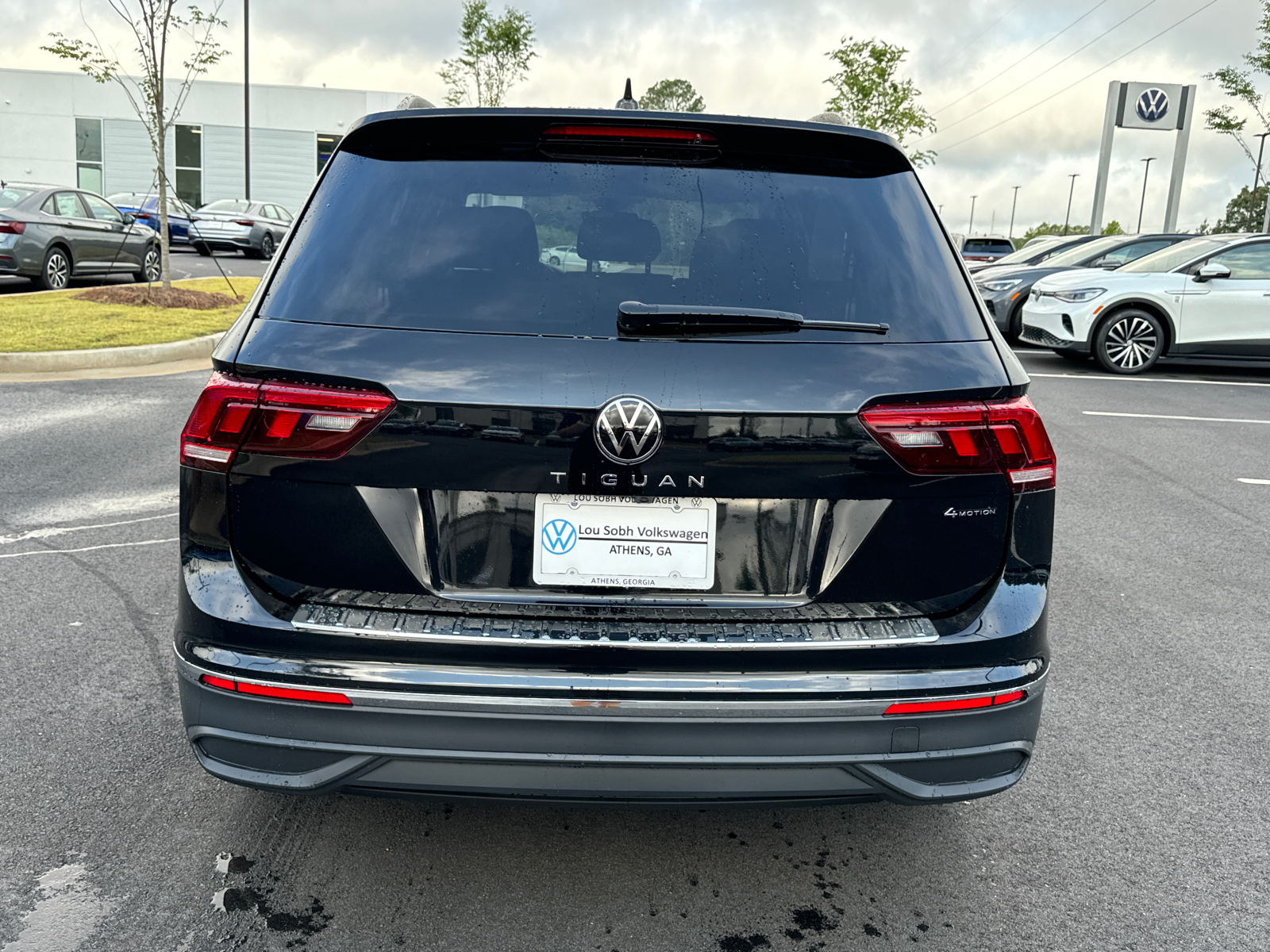 2024 Volkswagen Tiguan 2.0T S 4