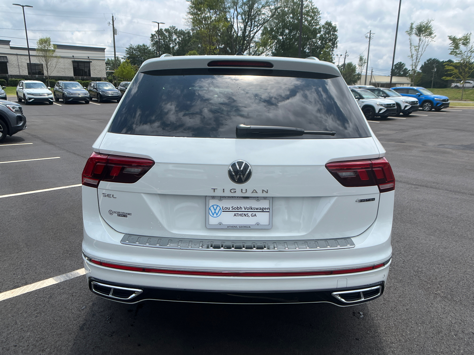 2024 Volkswagen Tiguan 2.0T SEL R-Line 6