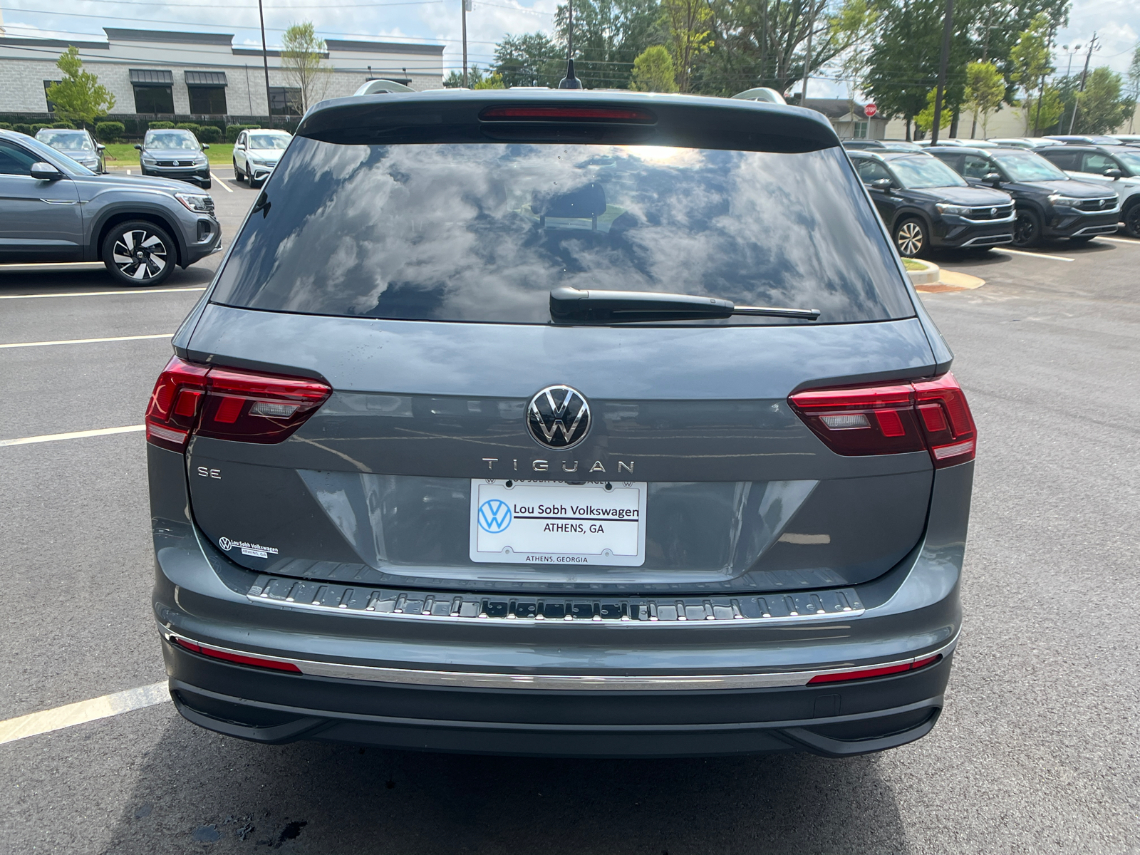 2024 Volkswagen Tiguan 2.0T SE 6