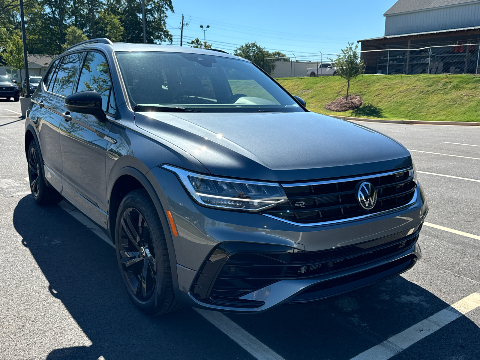 2024 Volkswagen Tiguan 2.0T SE R-Line Black 7