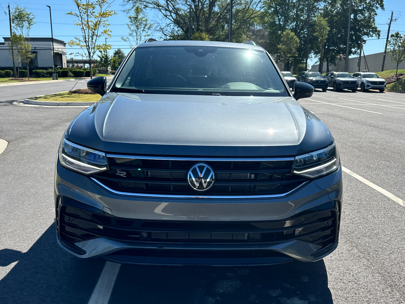 2024 Volkswagen Tiguan 2.0T SE R-Line Black 8