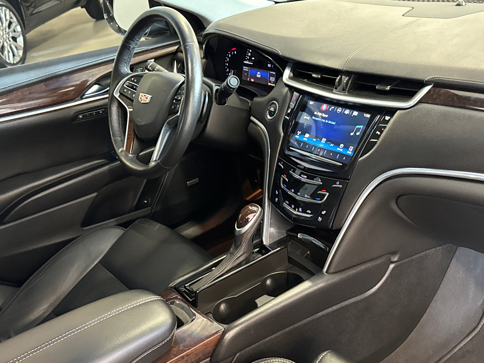 2016 Cadillac XTS Luxury 8
