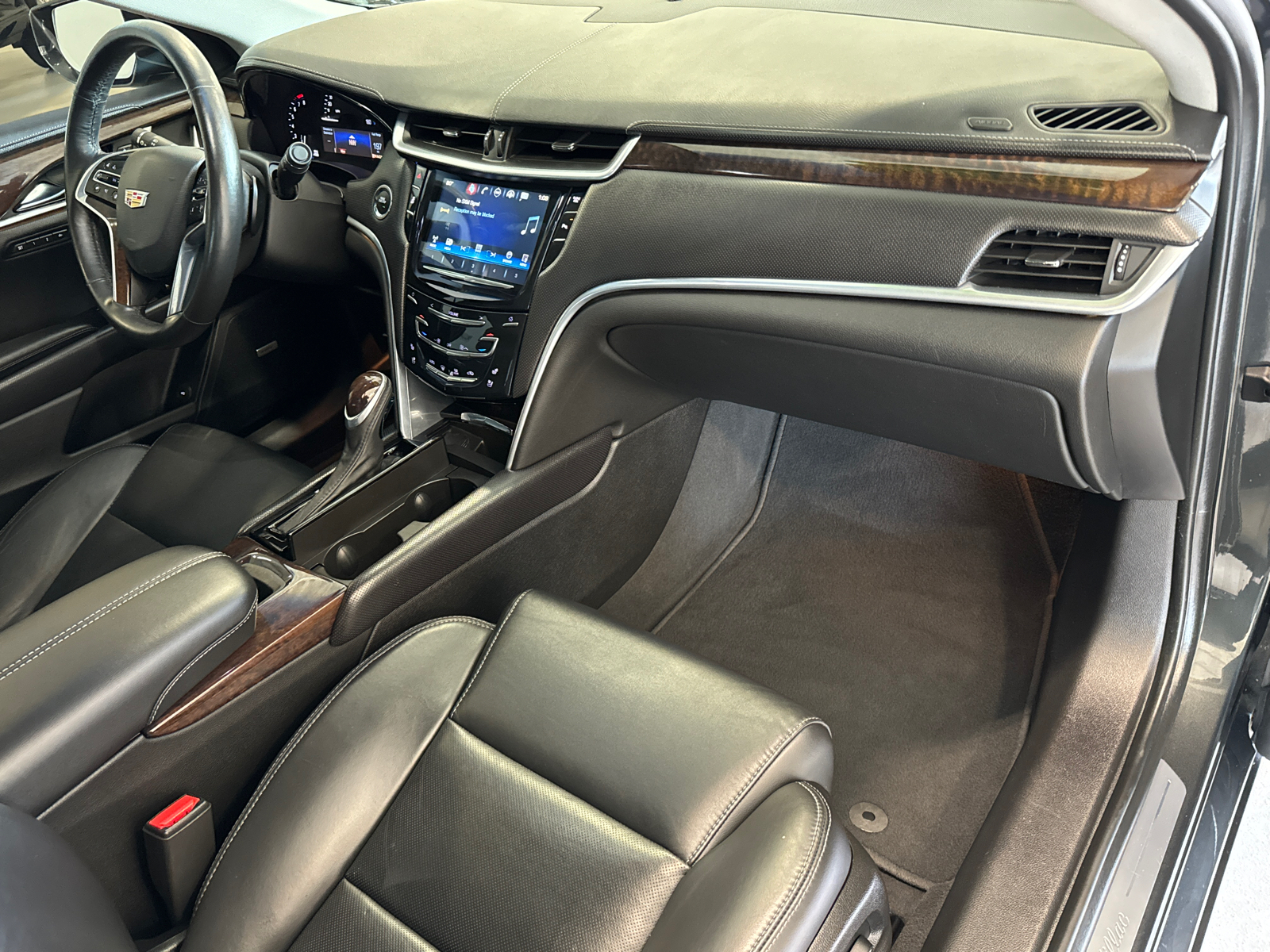 2016 Cadillac XTS Luxury 9