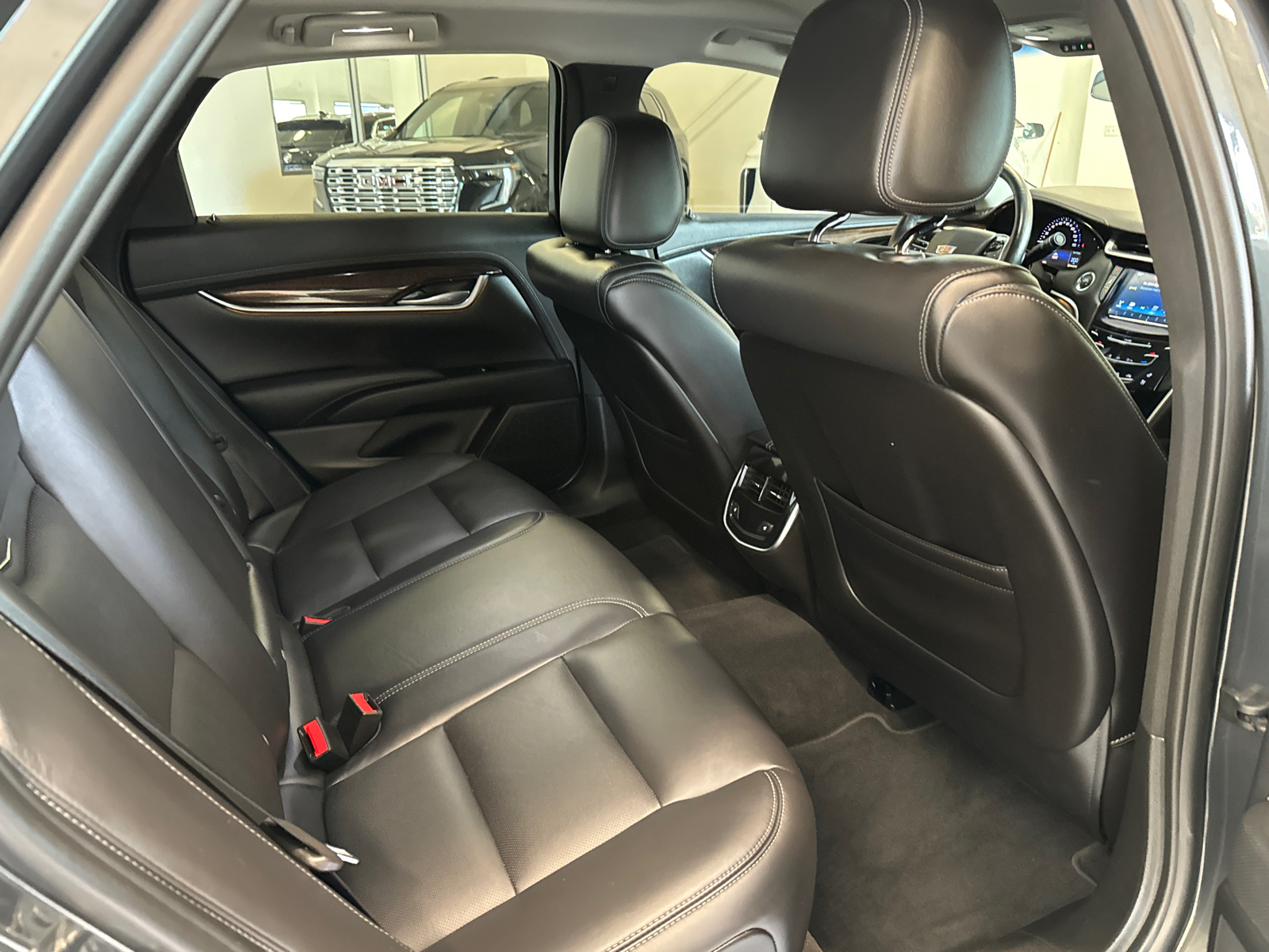 2016 Cadillac XTS Luxury 12