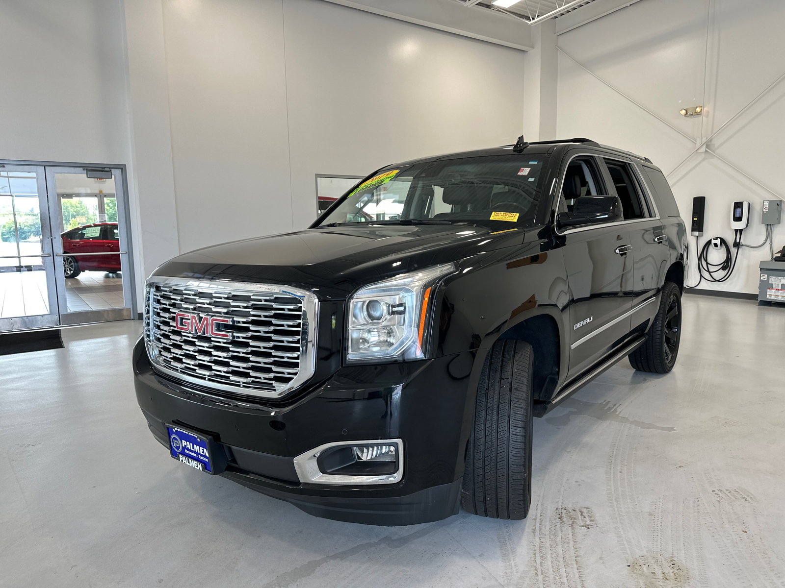 2019 GMC Yukon Denali 10