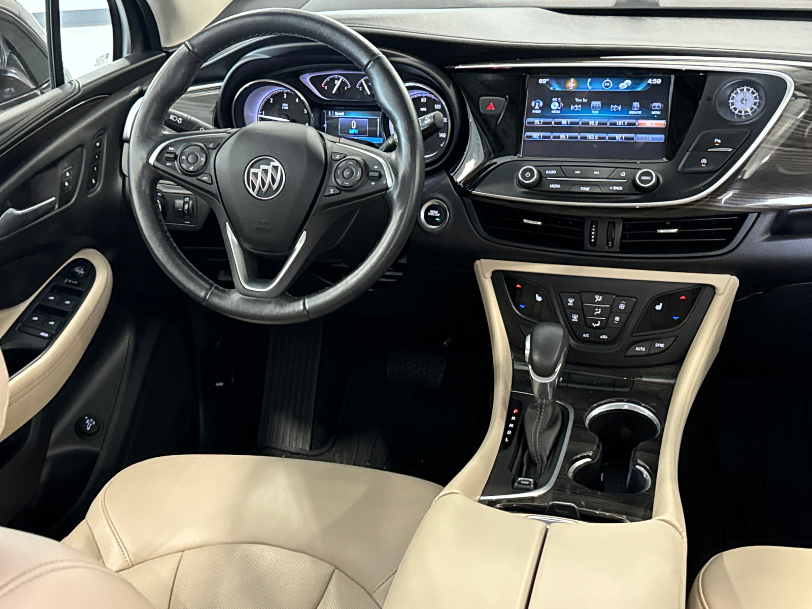 2020 Buick Envision Essence 11