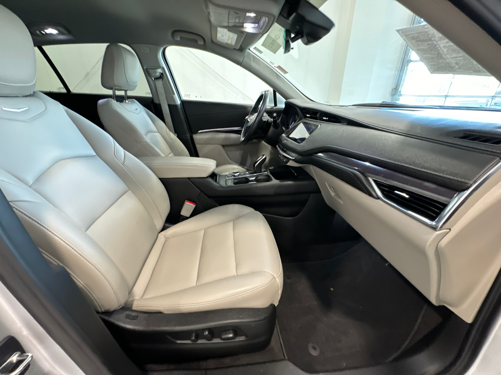 2020 Cadillac XT4 Luxury 11