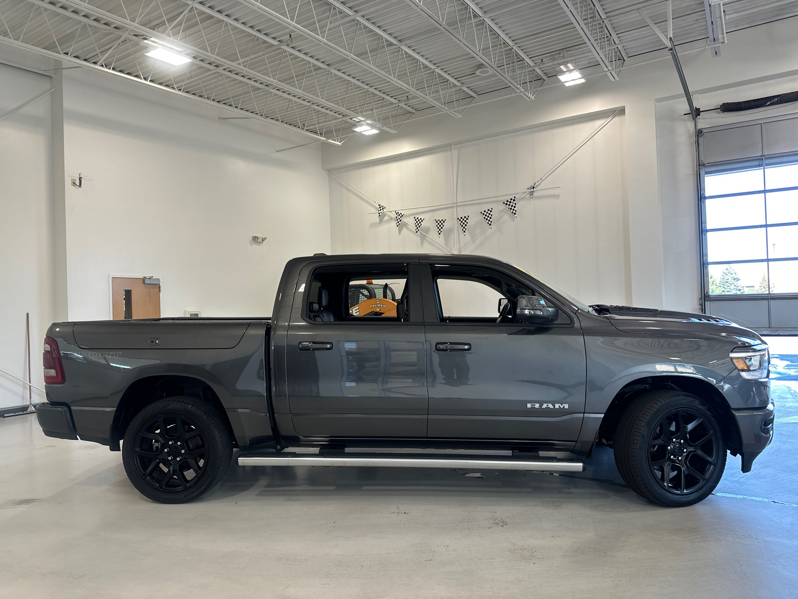 2023 Ram 1500 Laramie 5